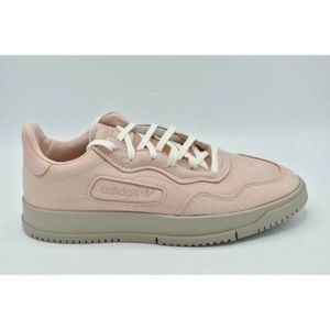 Meet your Posher, Een